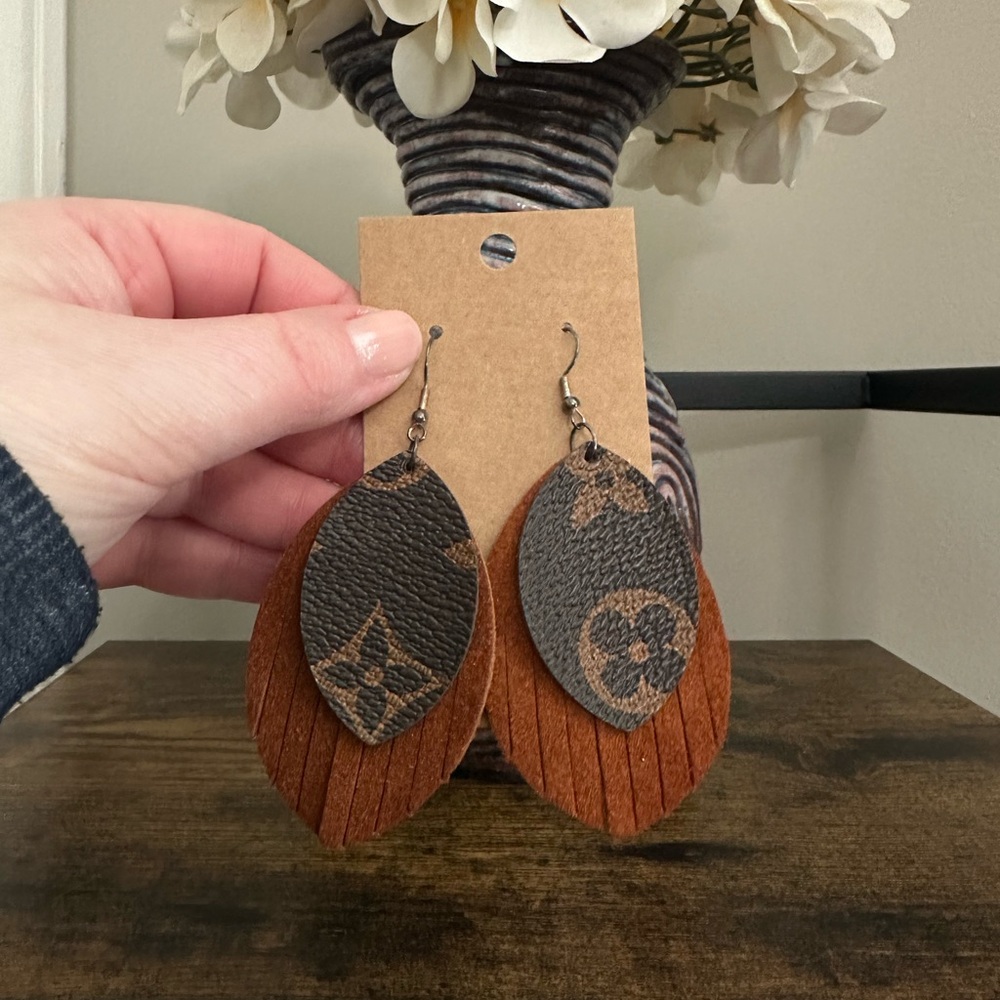 Handmade leather earrings